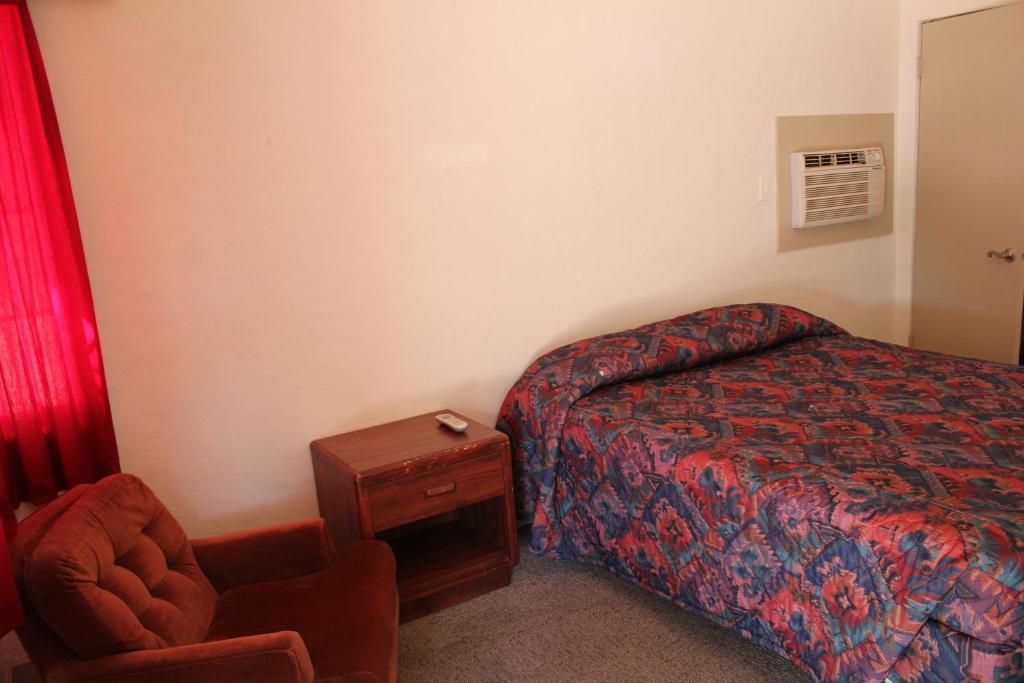 La Siesta Motel Tucson Room photo